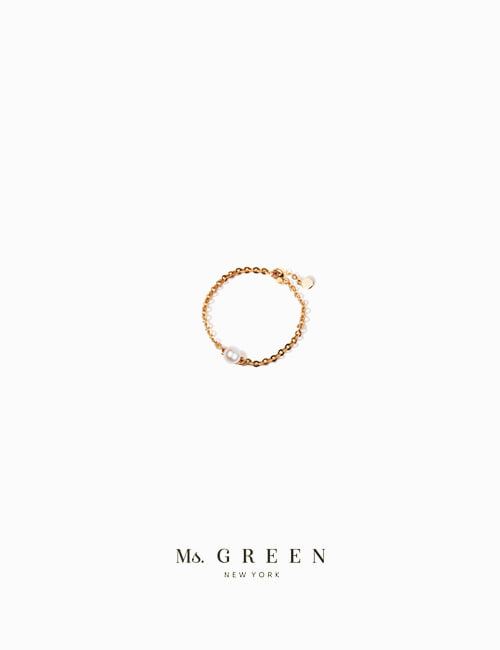 Audrey  Pearl Chain Ring